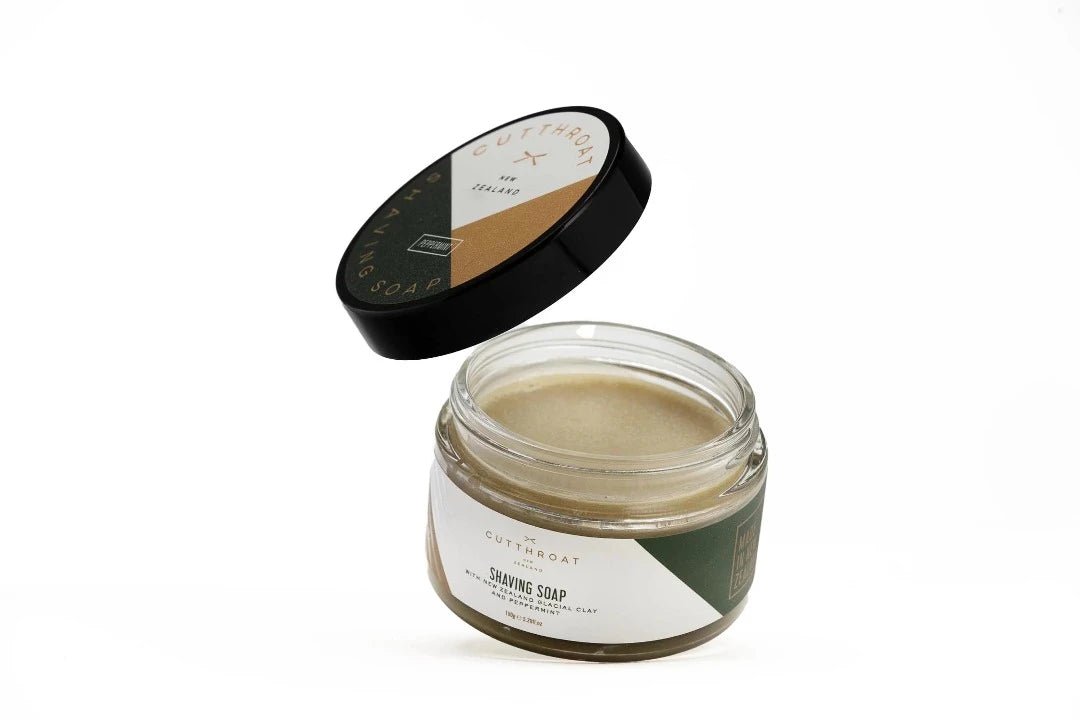 This naturally scented luxury peppermint shaving soap contains detoxifying bentonite clay.
