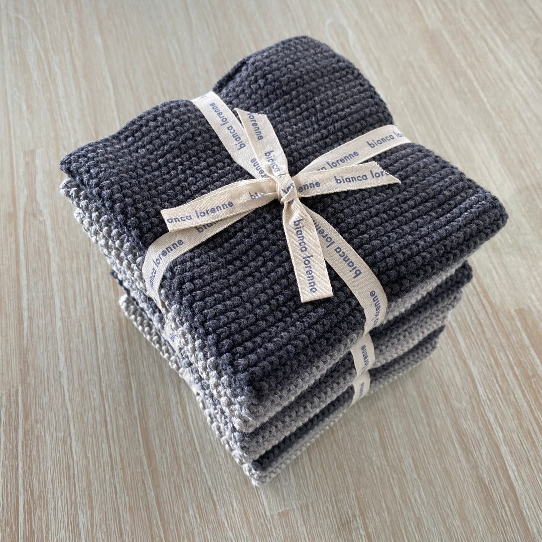 Knitted washcloths made from 100% cotton 